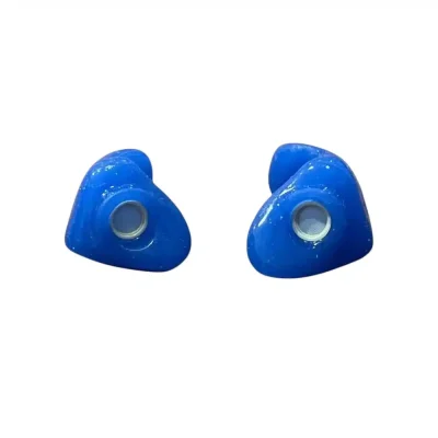 Bouchons d'oreille sur mesure pour DJ – protection auditive haute fidélité en silicone sur mesure par Audiologys.